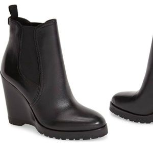 Michael Kors Black Leathe Thea wedge Bootie 8